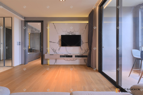 Beatniq Sukhumvit 32 near BTS Thong Lo Location Near Employment, Surrounded by Lifestyles