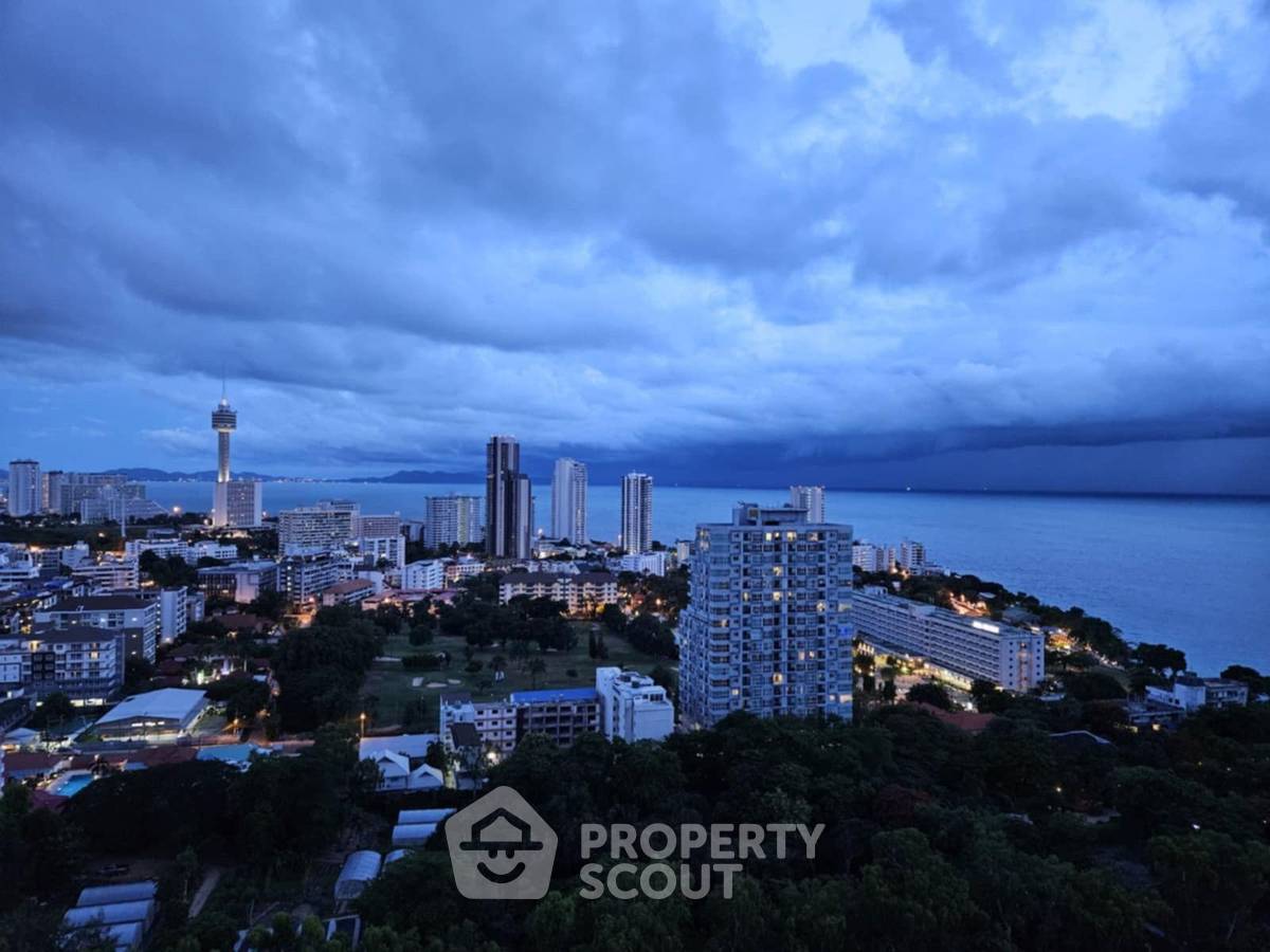 picture 24th-Floor 1-BR At The Peak Towers In Phratamnak (ID 2087887) - 12/13