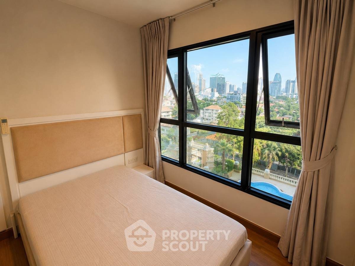 picture 1-BR Condo At The Crest Phahonyothin 11 Near BTS Ari (ID 3156003) - 2/16