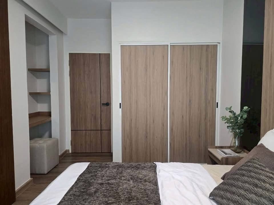 picture Urgent Sale 📍 A Space Asoke - Ratchada 📍 Beautifully decorated, move-in ready unit; convenient location near MRT Phra Ram 9. - 5/12