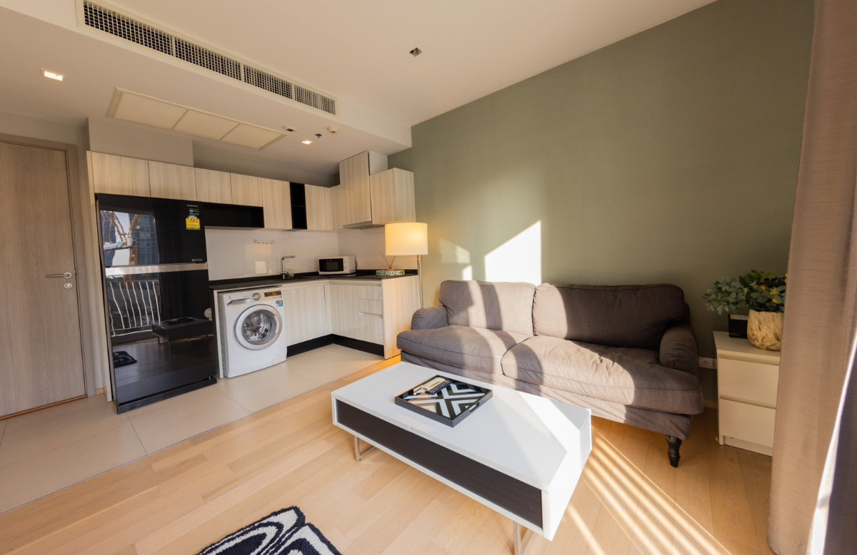 รูป *Best price ✨ ให้เช่า HQ Thonglor ราคาที่สุด ห้องสวยพร้อมอ่างอาบน้ำ ชั้นสูง วิวเมือง เฟอร์ครบ 🔥DS3980 | Line @Dstay - รูปที่ 5/15