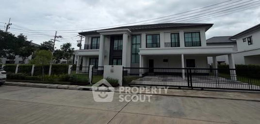 รูปภาพ Pet-Friendly 4-BR 450 Sqm At The Next 1 Ruamchok (ID 3156835)