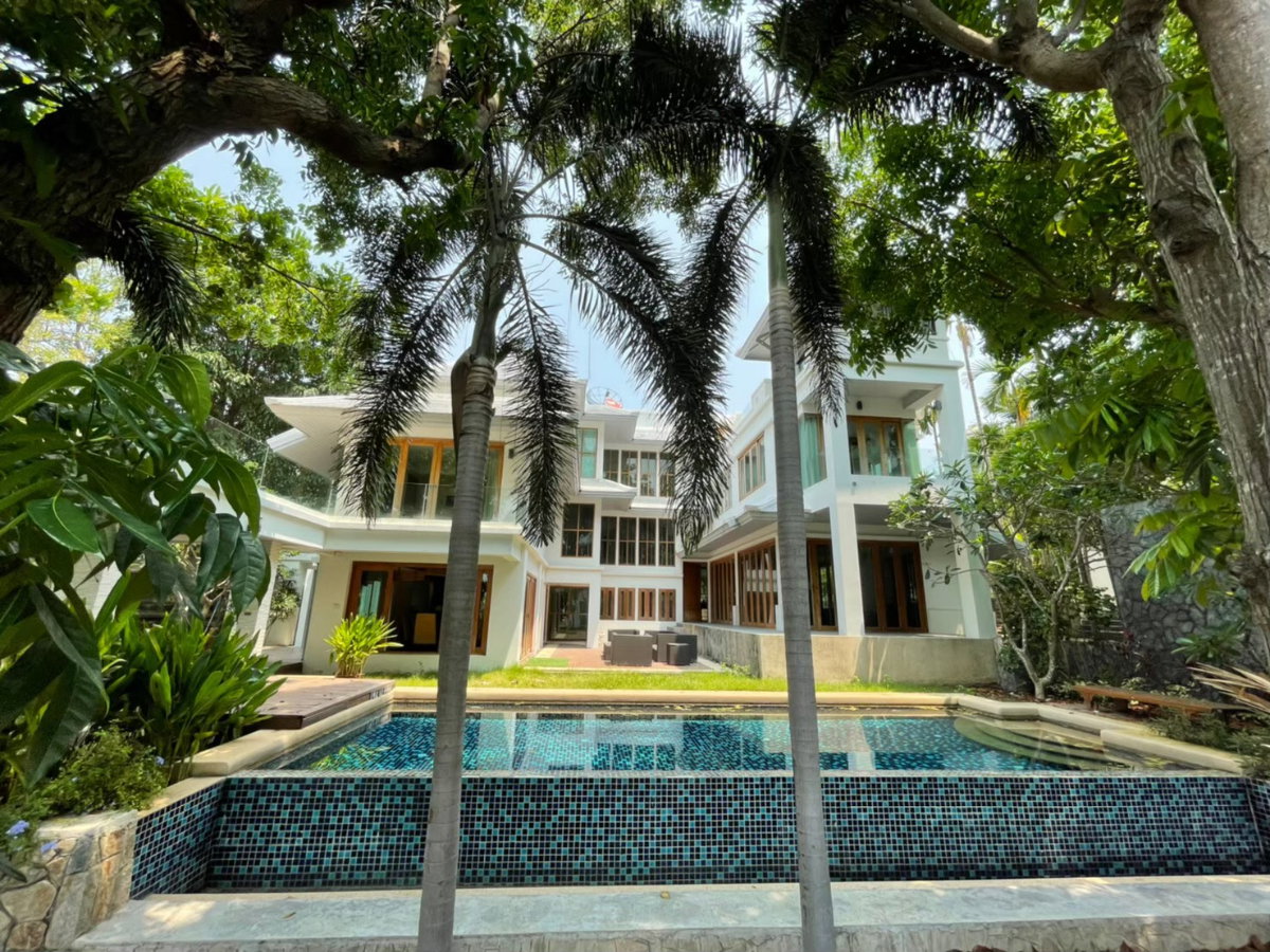 picture Luxury Beachfront House North Pattaya / 5 Bedrooms (FOR RENT) KP020 - 14/22