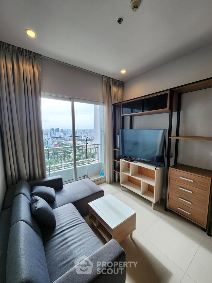 picture 42nd-Floor 1-BR At Circle Condominium Near MRT Phetchaburi (ID 1697703) - 1/10
