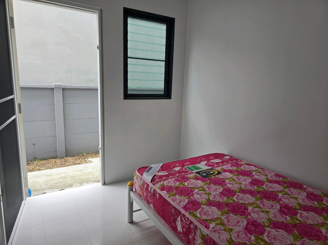 รูป ให้เช่าบ้านเดี่ยวหรู หมู่บ้าน CENTRO วิภาวดี | 79,000 บ. /ด. | ที่ดิน 63 ตร.ว. พื้นที่ใช้สอย 274.4 ตร.ม. | 4 ห้องนอน 6 ห้องน้ำ ที่จอดรถ 3 คัน - รูปที่ 39/46