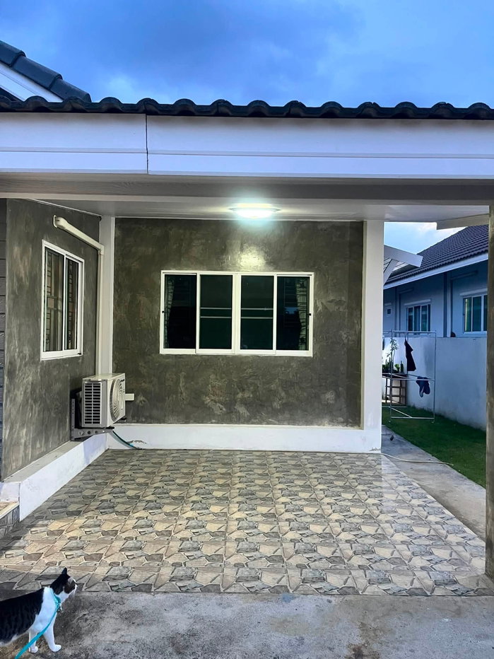 รูป 🏡 โอกาสทอง! ขายบ้านพร้อมผู้เช่า ต.น้ำโจ้ สารภี เชียงใหม่ ค่าเช่า 10,000/ด. 📞 063-664-9056 - รูปที่ 5/16