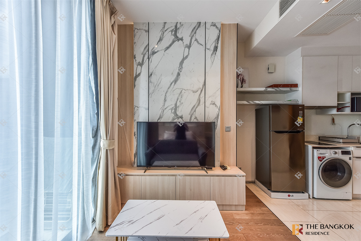 picture Ashton Silom near BTS Chong Nonsi Room available, great price - 8/10