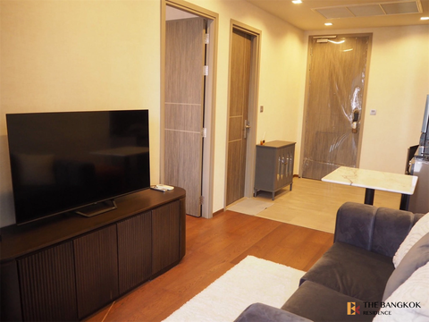 Special price, limited quantity Ideo Q Victory near BTS Victory Monument