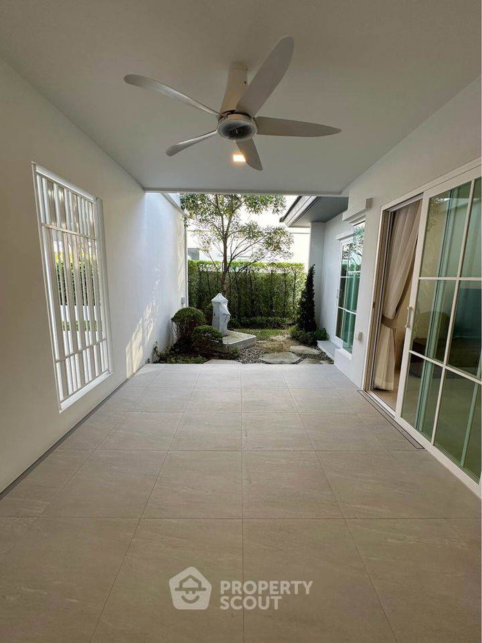 รูป บ้าน 4 ห้องนอน ขนาด 300 ตร.ม. ทำเลบางแก้ว (ID 1927000) - รูปที่ 13/37