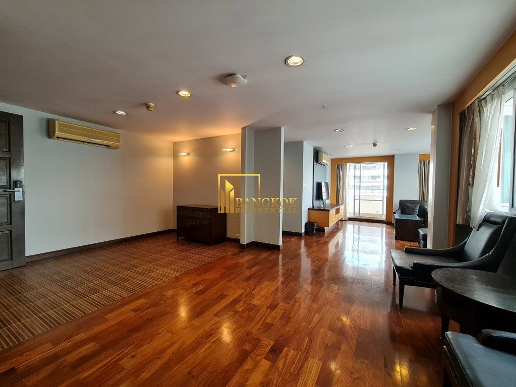 picture Superb 4 Bedroom Apartment in Vibrant Area - BR20068AP - 4/42