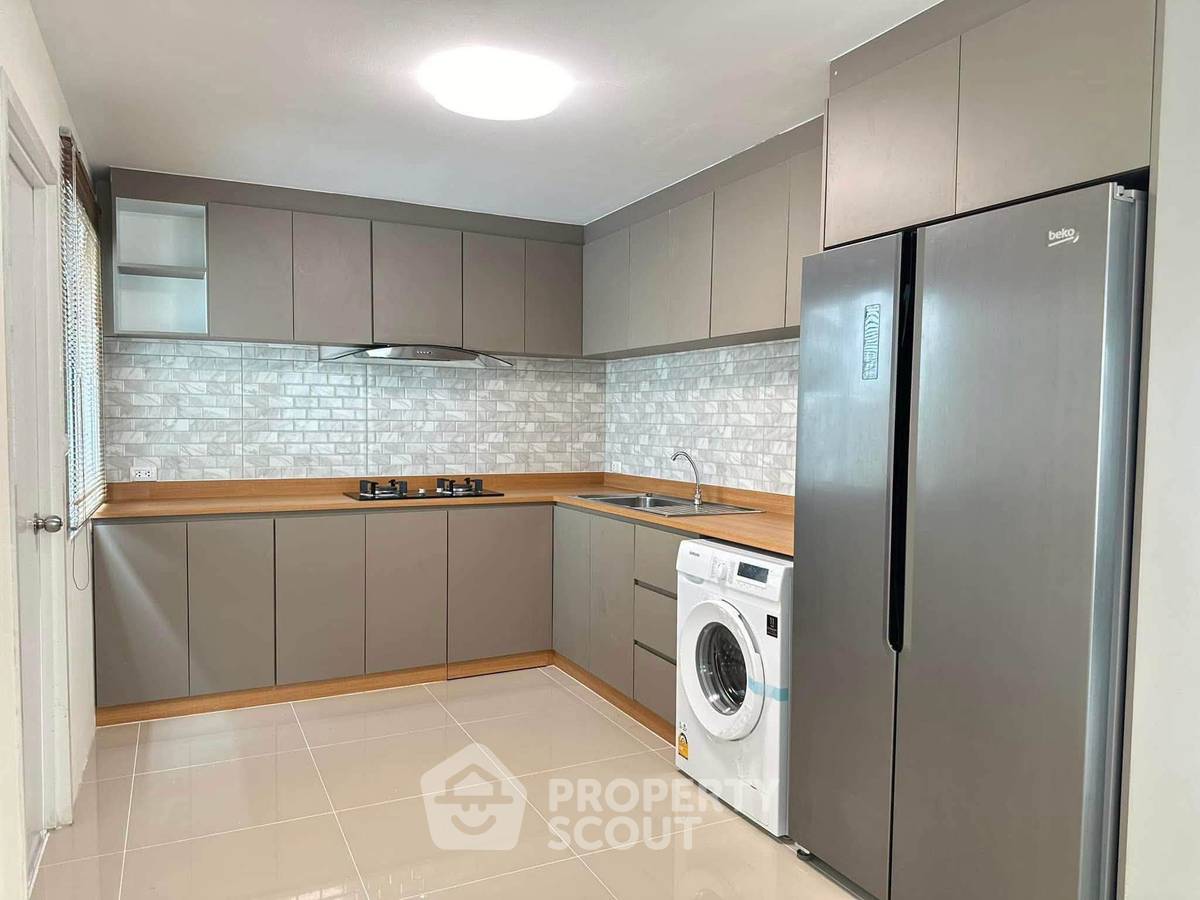 รูป คอนโด 3 ห้องนอน ขนาด 150 ตร.ม. Wyndham Jomtien Pattaya (ID 3155877) - รูปที่ 6/17
