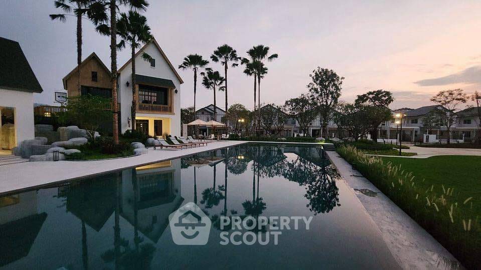 รูป บ้าน 4 ห้องนอน ขนาด 300 ตร.ม. ทำเลบางแก้ว (ID 1927000) - รูปที่ 1/37