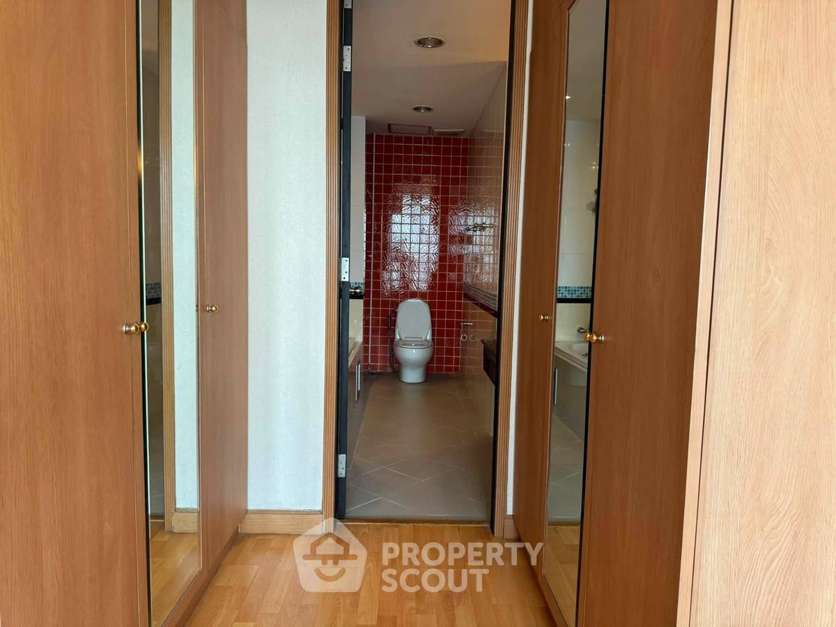 picture 200m To BTS Asoke, 17th-Floor 2-BR Citi Smart Sukhumvit 18 (ID 3066869) - 10/16