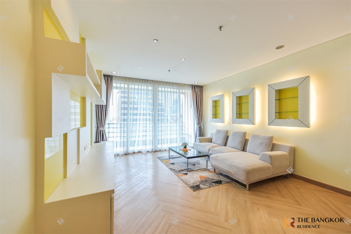 picture Great price, prime location The Royal Saladaeng near BTS Sala Daeng - 5/10