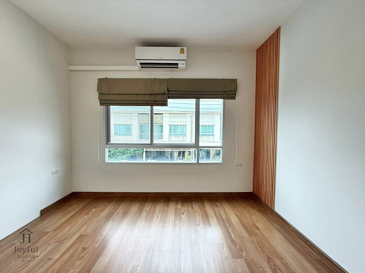 รูป ขายทาวน์โฮม LPN Townville เพิ่มสิน–วัชรพล | รีโนเวทใหม่ พร้อมอยู่ | ประหยัดพลังงานด้วย Solar Cell - รูปที่ 12/35