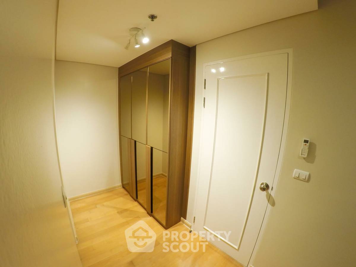 picture 200m To MRT Phetchaburi: 31st-Floor 1-BR Villa Asoke (ID 511367) - 7/9