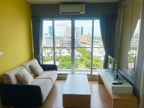 The Parkland Srinakarin Lakeside