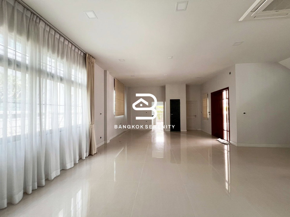 picture Luxury House for Rent at Palazzo Srinakarin - 16/24