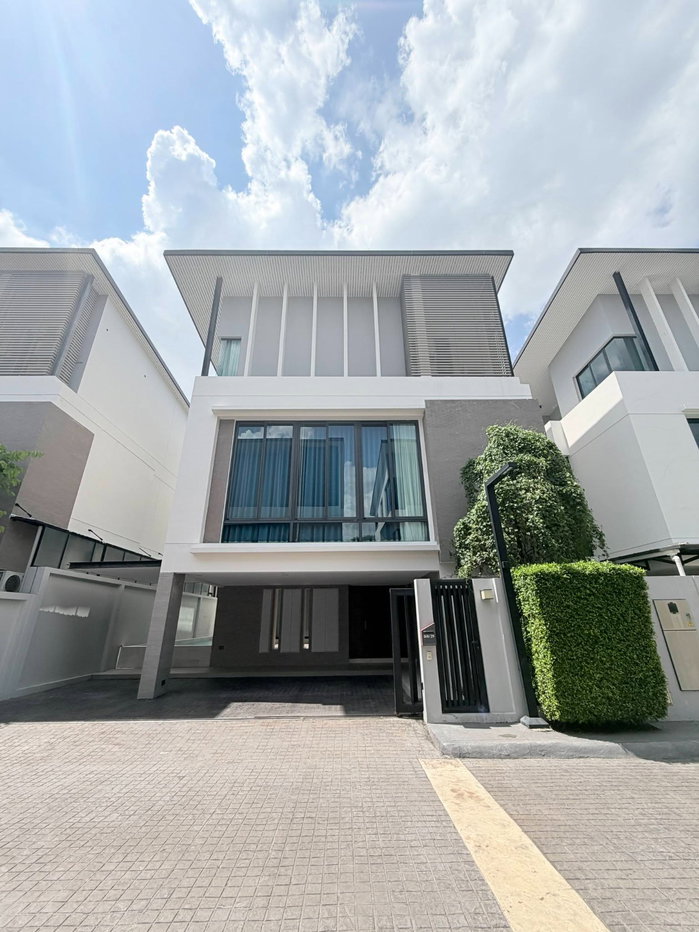 รูป ให้เช่า 📍 The Glamor Ekkamai – Praditmanutham 📍 3 ห้องนอน 4 ห้องน้ำ ตกแต่งสวยพร้อมเฟอร์นิเจอร์และเครื่องใช้ไฟฟ้า - รูปที่ 2/17