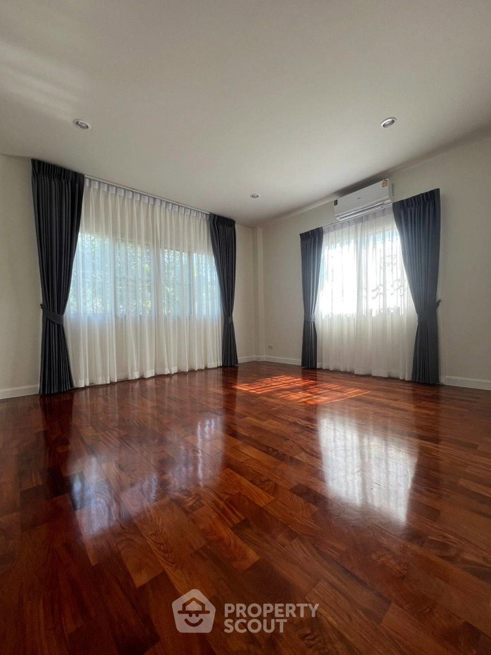 picture Pet-Friendly 7-BR House With 1,000 Sqm In Bang Kaeo (ID 2107543) - 31/49