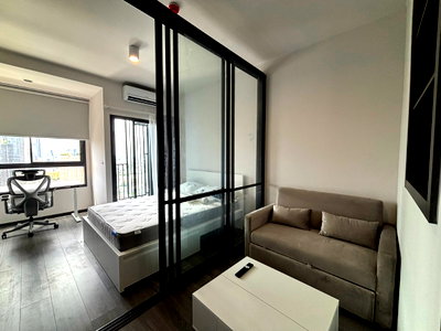 Condos for rent : For Rent: Ideo Sukhumvit-Rama 4 Fully Furnished unit with nice view near BTS Phrakhanong