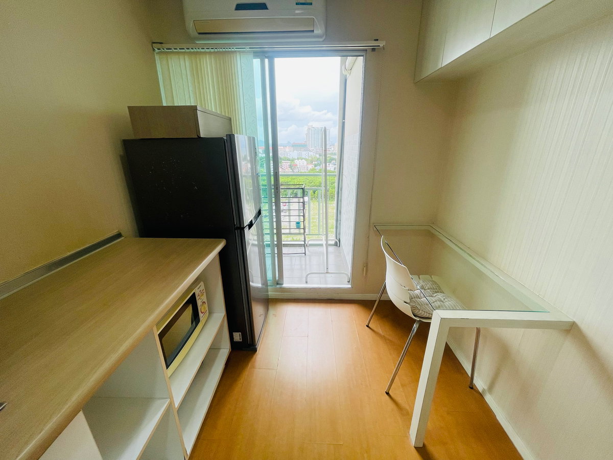 picture Lumpini Seaview Jomtien condo for yearly rent  - 11/16