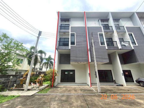 อาคารพาณิชย์ 23.3 ตร.วา ไฮบริด บิสซิเนส พาร์ค เมืองเชียงใหม่ เชียงใหม่ 3.5M
