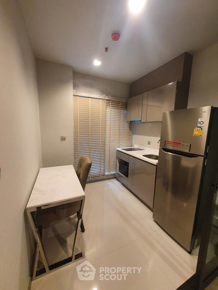 picture Great Value 1-BR Condo At Life Asoke Near ARL Makkasan (ID 825130) - 3/5