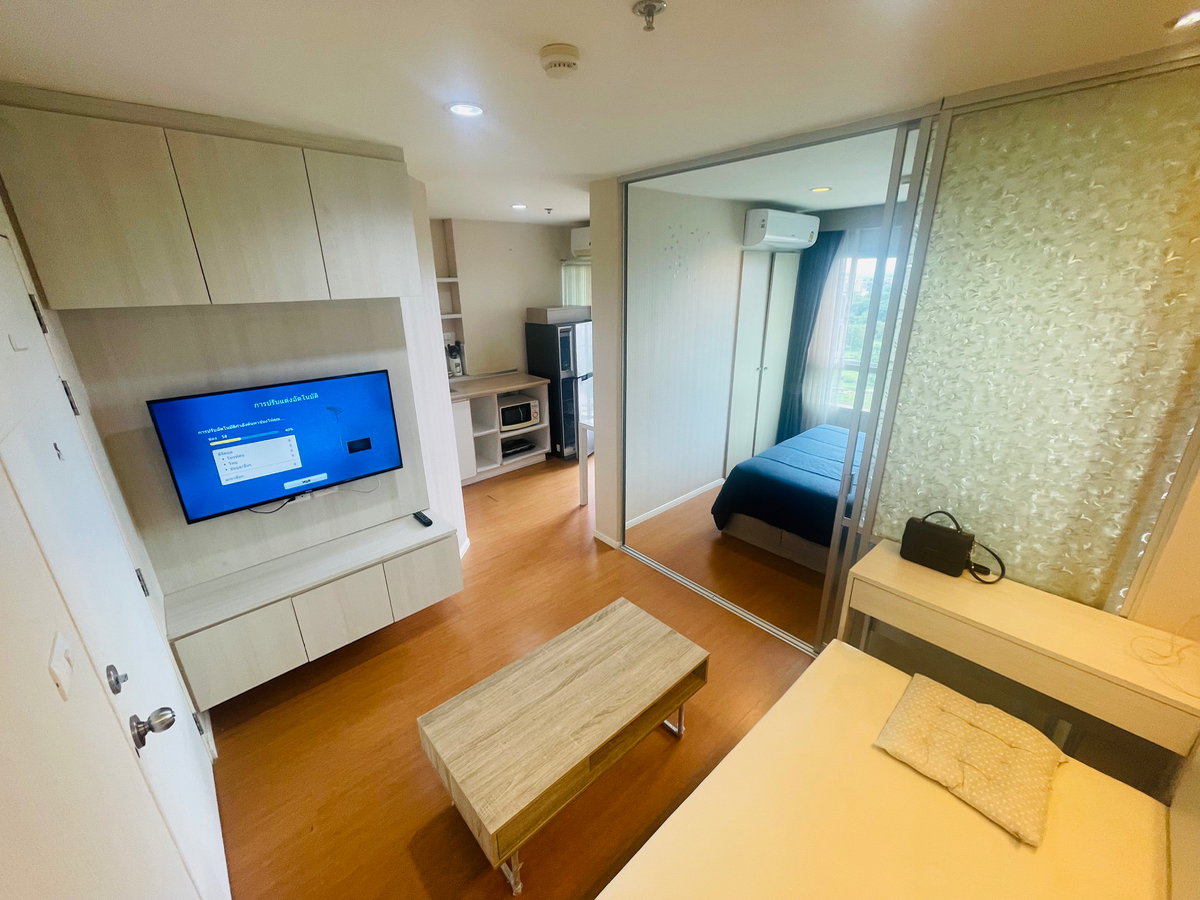 picture Lumpini Seaview Jomtien condo for yearly rent  - 1/16