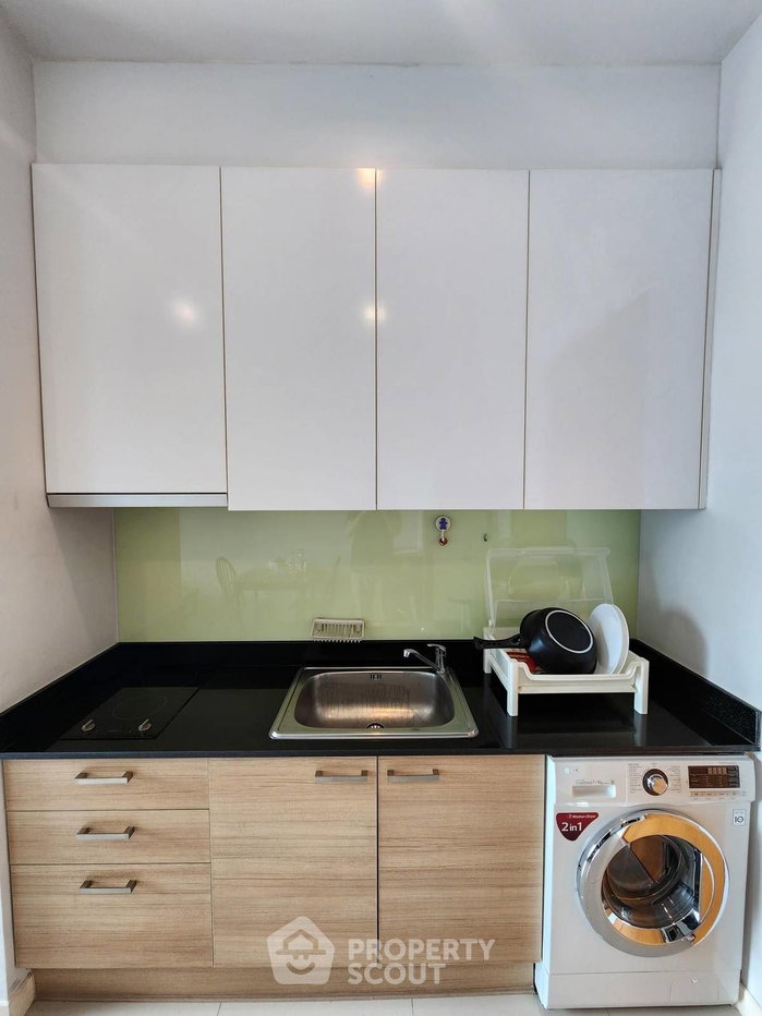 picture 42nd-Floor 1-BR At Circle Condominium Near MRT Phetchaburi (ID 1697703) - 8/10
