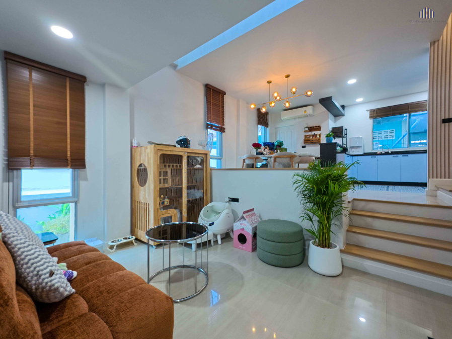 รูป ขายถูกบ้านโครงการ Town Plus ทาวน์พลัส หัวหมากรามคำแหง ขนาดที่ดิน 22.9 ตร.วา ใช้สอย 179 ตร.ม 3 ชั้นบ้านรีโนเวทใหม่ทั้งหมดใกล้รถไฟฟ้า | #TPI-3328 - รูปที่ 5/19