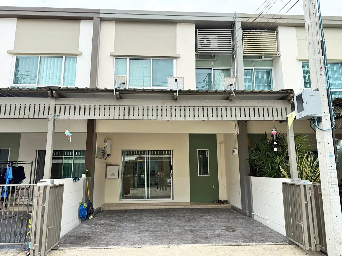 รูป ขายทาวน์โฮม LPN Townville เพิ่มสิน–วัชรพล | รีโนเวทใหม่ พร้อมอยู่ | ประหยัดพลังงานด้วย Solar Cell - รูปที่ 1/35