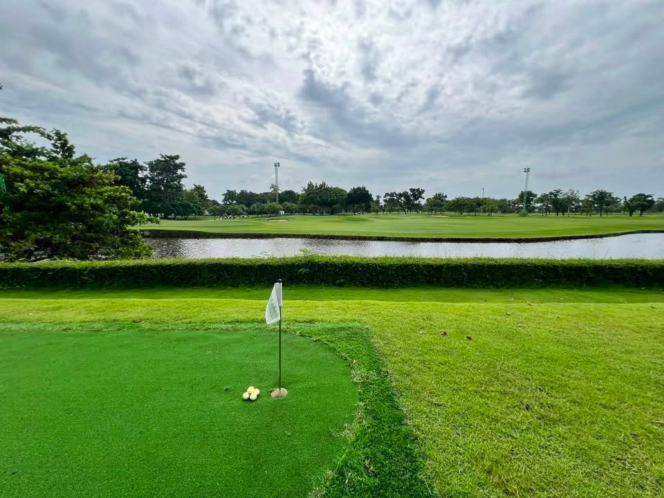 รูป ขายพูลวิลล่าหรู พร้อมสระว่ายน้ำส่วนตัว ในสนามกอล์ฟ Green Valley Bangna - รูปที่ 5/21