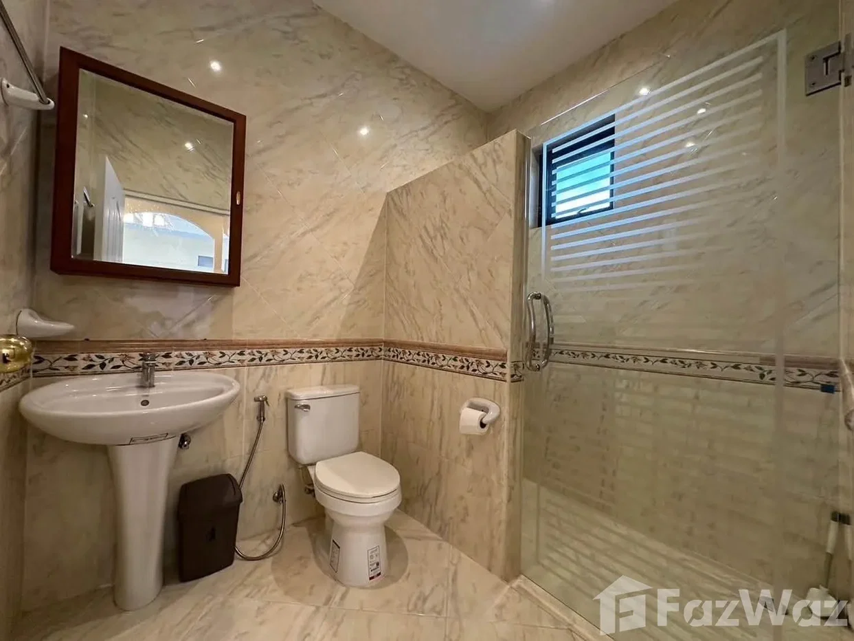 picture Luxury Pool Villa with Basketball Court | Paradise Villa 1 6647726 - 12/19