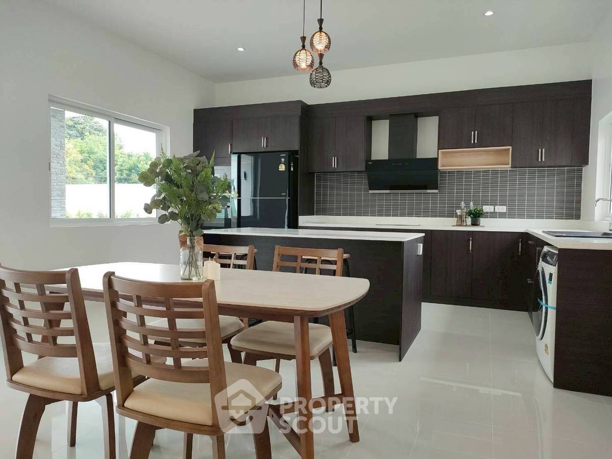 picture Pet-Friendly 3-Bedroom Villa At Baan Phudara Hua Hin (ID 3156981) - 3/40