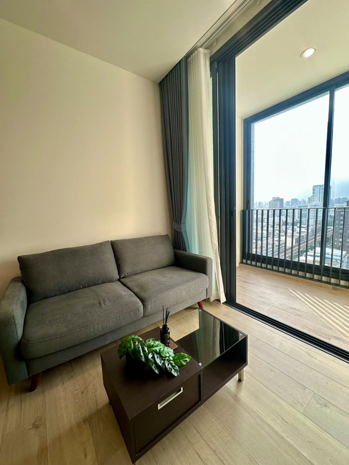 picture For Rent : The Quinn Sukhumvit 101 BTS Punnawitee 0 meter at Line: @homefinder - 8/11