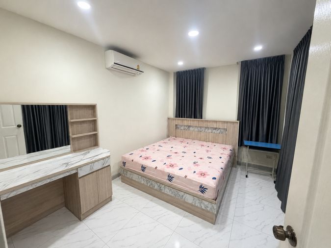 ให้เช่าบ้านเดี่ยว 4 ห้องนอน 223 ตร.ม. 100 ตร.ว. เขตตลิ่งชัน