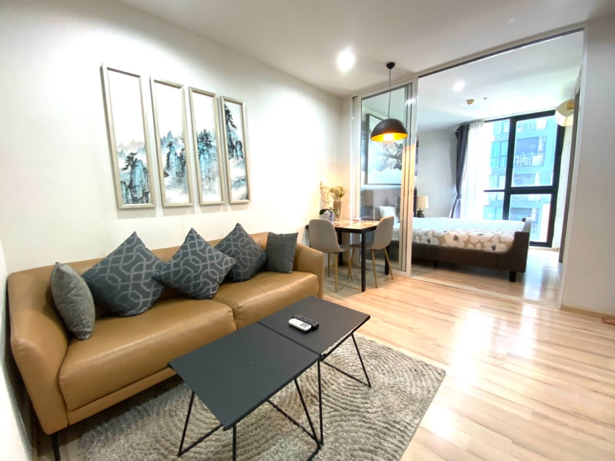 picture For sale : The Base Height Condominium - 3/7