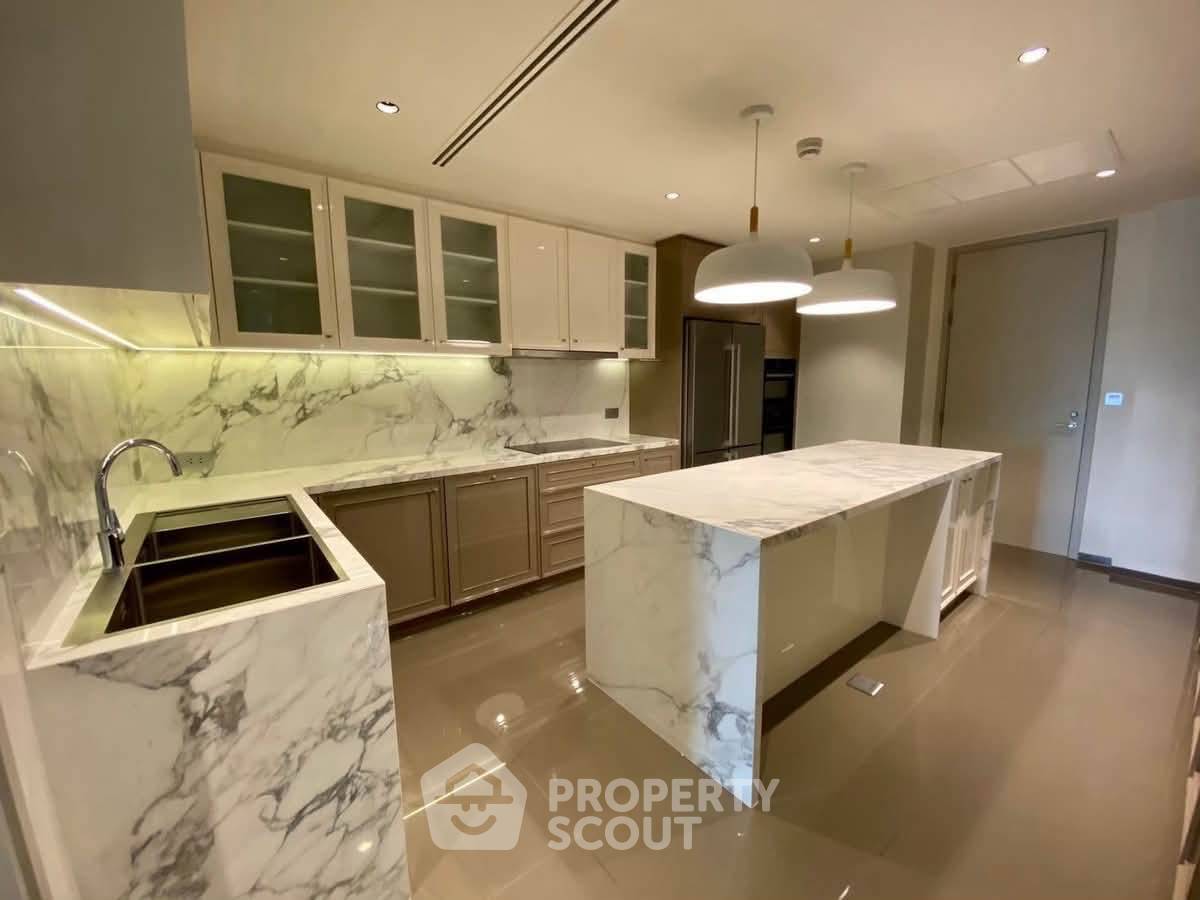 รูป คอนโด 3 ห้องนอน ขนาด 301 ตร.ม. Supreme Legend Condominium ใกล้ MRT คลองเตย (ID 3156901) - รูปที่ 8/19
