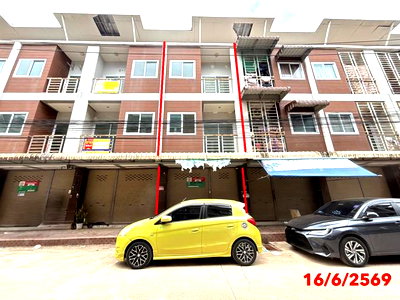 Shophouses for sale Surat Thani : SHOP HOUSE 25.8 Sq.w. Muang Surat Thani Surat Thani for 3M