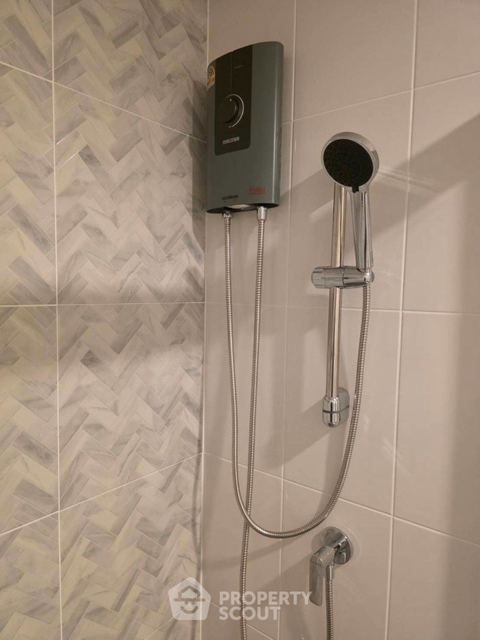picture High-Floor 1-BR At Regent Home Bangna Near BTS Bang Na (ID 2309328) - 13/16