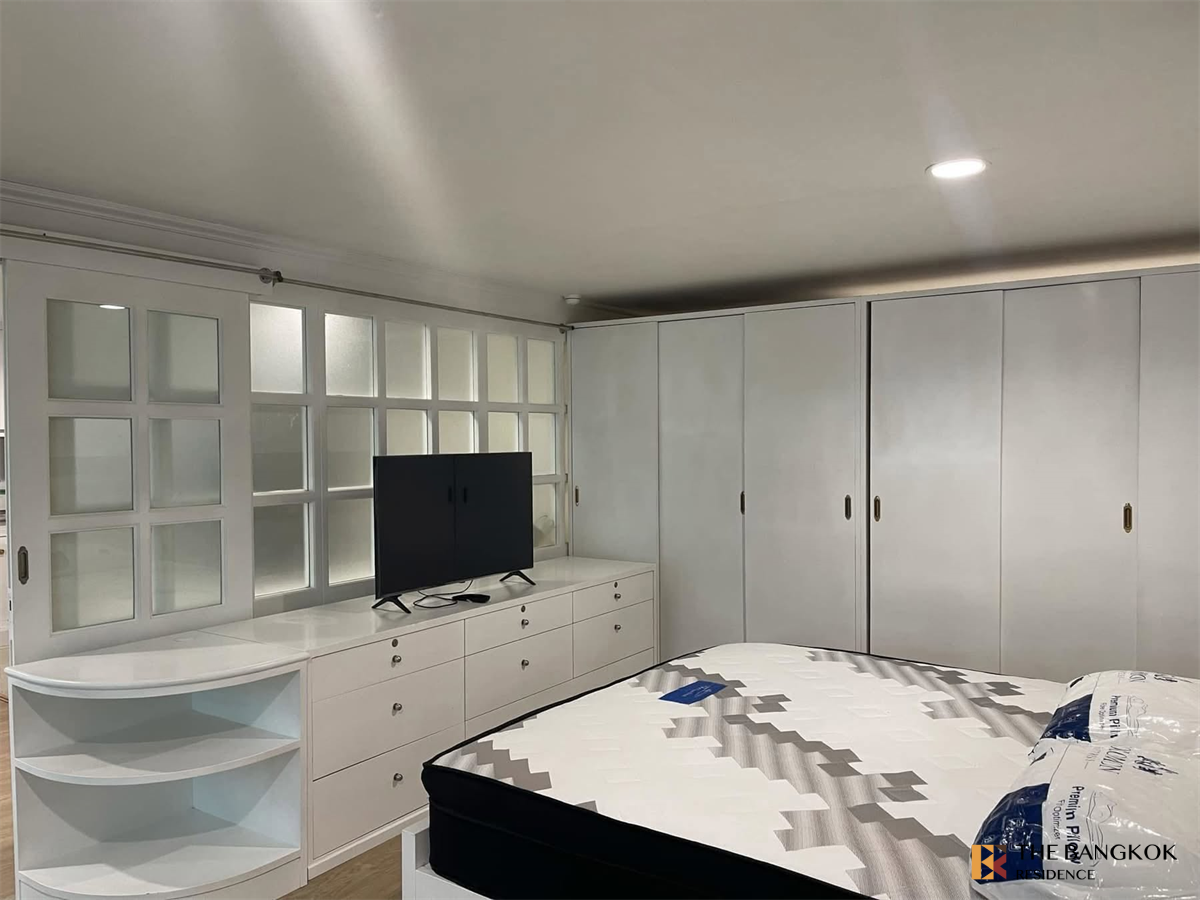 picture Big discount, full deal Diamond Tower near BTS Chong Nonsi - 9/10