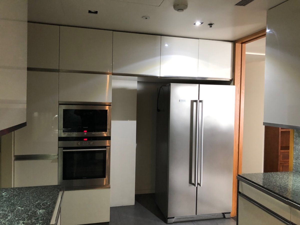 รูป 🔥 THE MET SATHORN – GRAND 3BEDROOM HIGH-FLOOR TROPHY ASSET AT 36.5MB 🔥 - รูปที่ 4/6