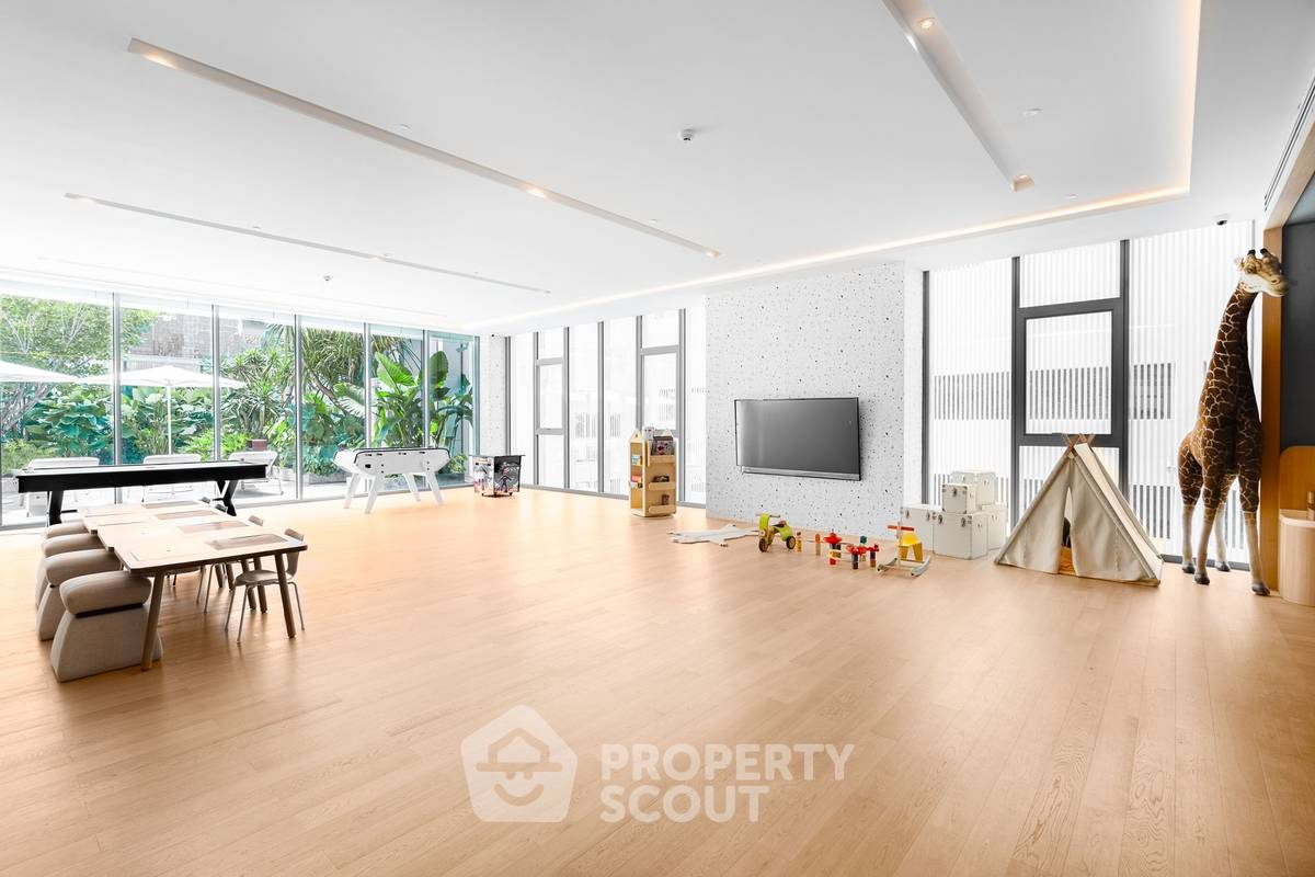 picture Spacious 1-BR 85 Sqm At SCOPE Langsuan 200m To BTS Chit Lom (ID 3156827) - 18/25
