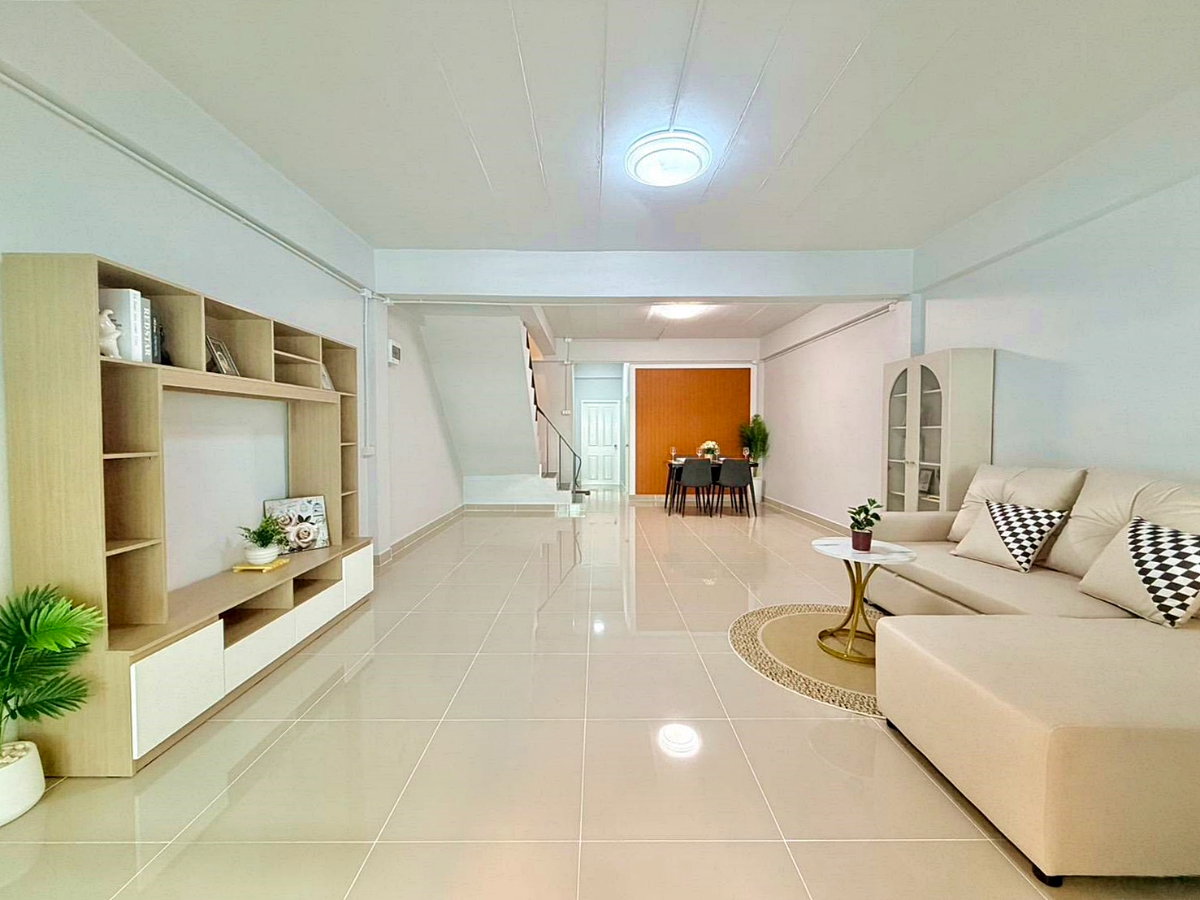 รูป บ้านสวย  4 ห้องนอน มีระเบียงหน้าบ้าน  #หมู่บ้านจันทิมา ธานี บางใหญ่  ใกล้เซ็นทรัล เวสเกต - รูปที่ 5/24