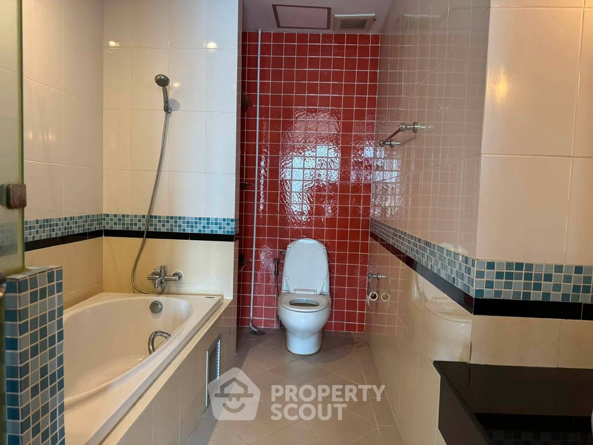 picture 200m To BTS Asoke, 17th-Floor 2-BR Citi Smart Sukhumvit 18 (ID 3066869) - 11/16