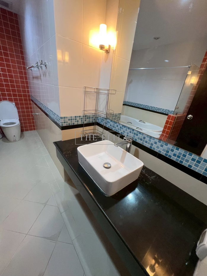 รูป ✨Unmatched Financial Value in Bangkok’s Most Desirable Neighborhood✨ - รูปที่ 16/27