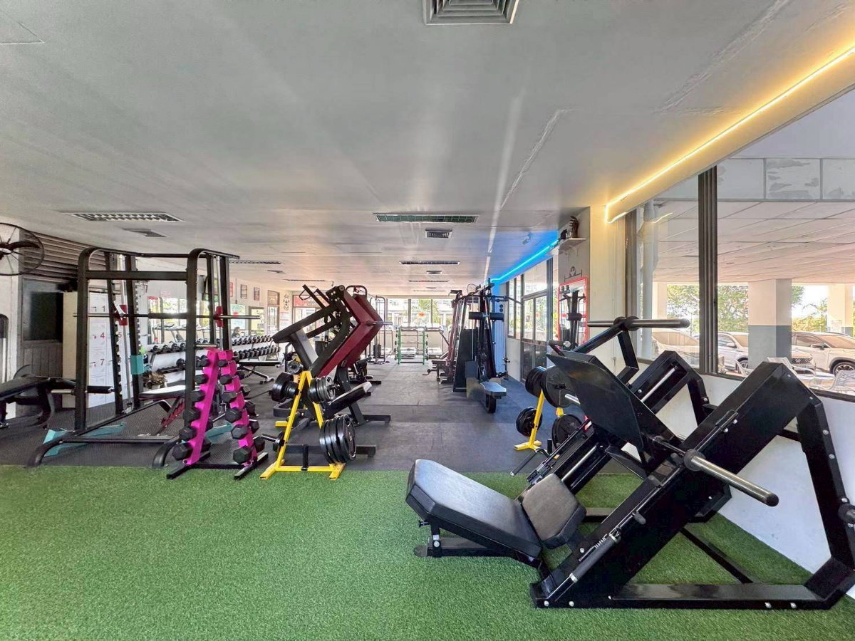 picture Condo direct beach access 36 Sqm need renovation - 16/17