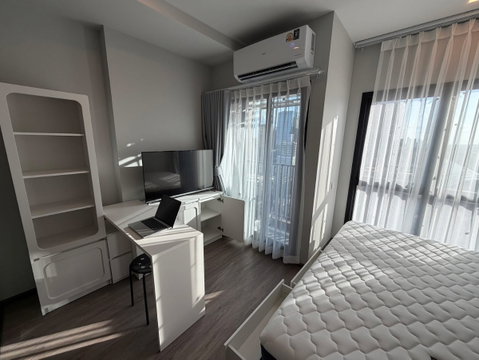 Metris Ladprao Full Furnitured and electrical