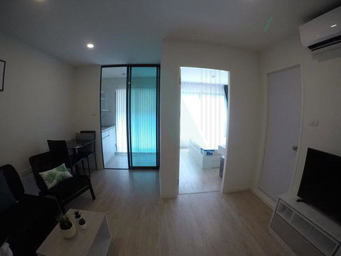 ให้เช่าคอนโด ไอคอนโด กรีนสเปซ สุขุมวิท 77 อาคาร A ชั้น 3 1 ห้องนอน ขนาด 28.00 ตรม ใกล้ เดอะพาซิโอลาดกระบัง